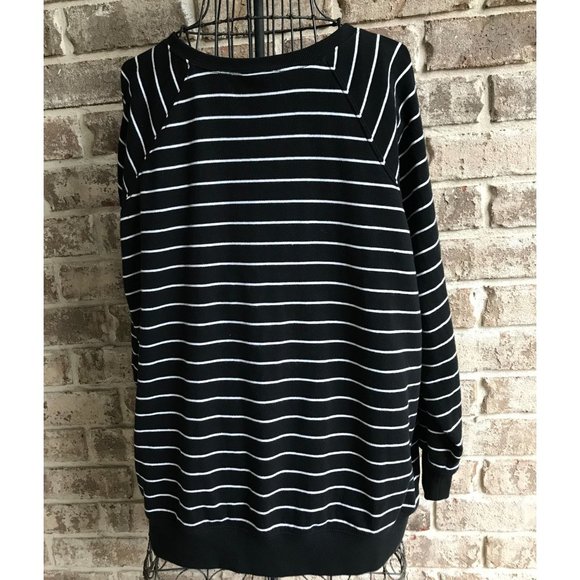 Torrid Black Stripe Lace-Up Fleece Sweatshirt Torrid 0 Size 10-12 Raglan Sleeves - Picture 6 of 12